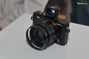 Sony giới thiệu máy ảnh Full-Frame RX-1 tại Việt Nam