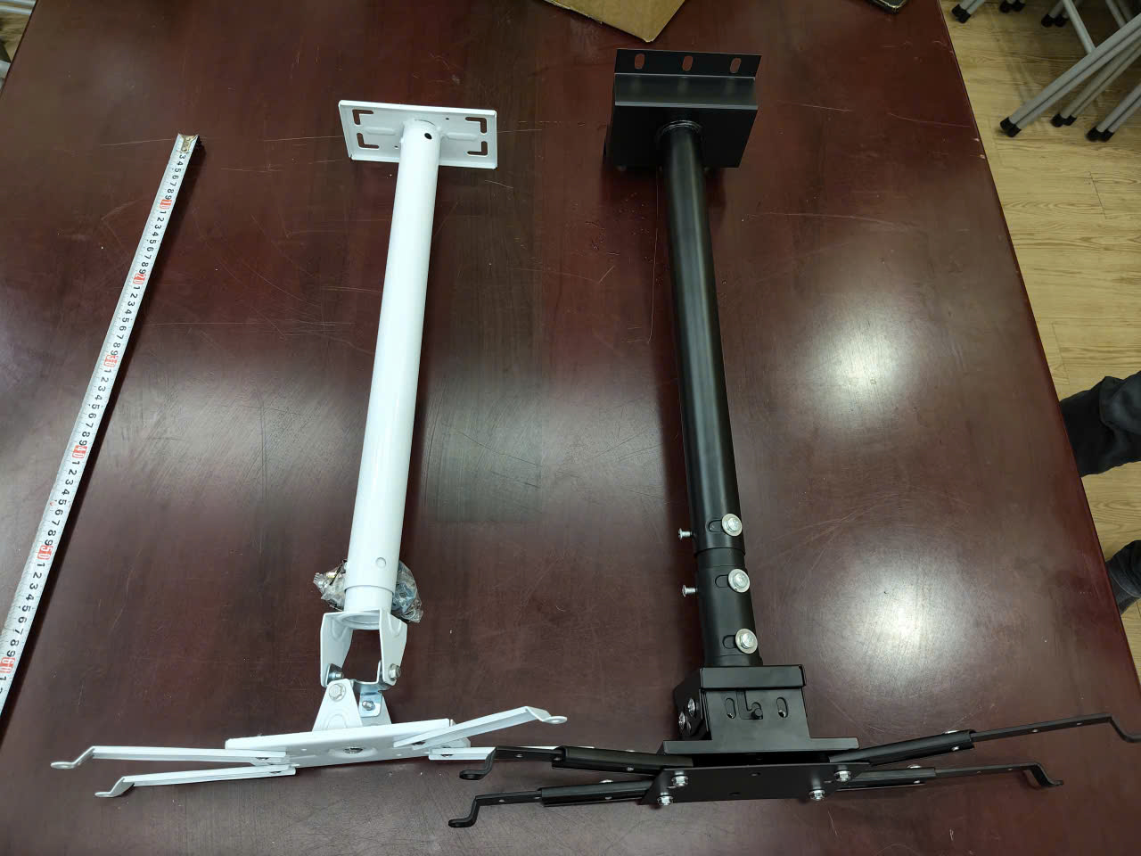 GIÁ TREO MÁY CHIẾU LOẠI LỚN 1M DALITE - MÃ T1000S